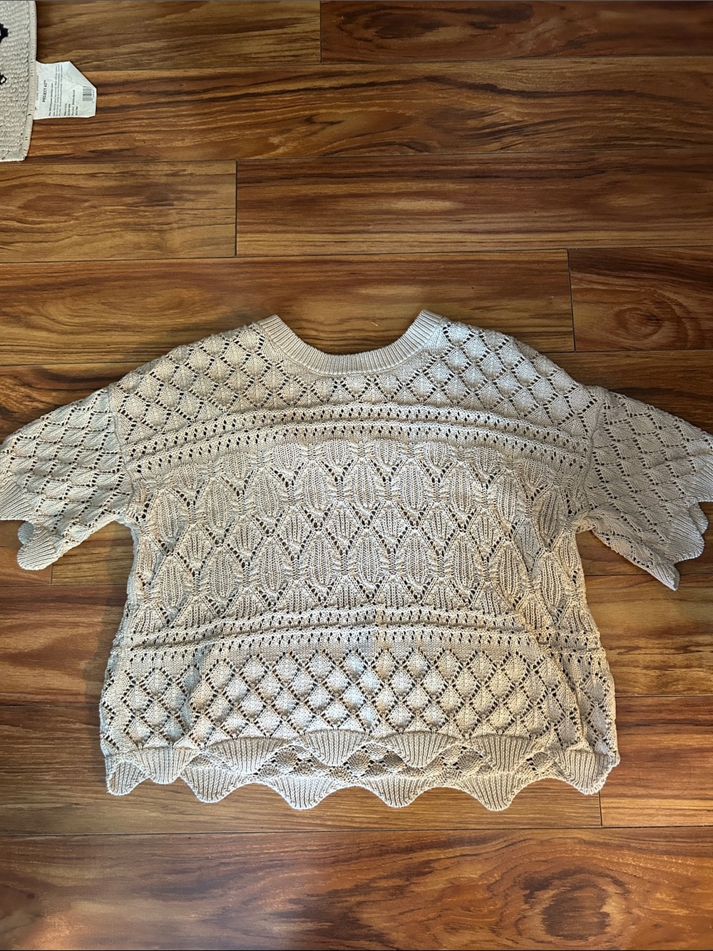 Splendid cotton short sleeved knit airy top. Small - Picture 5 of 6